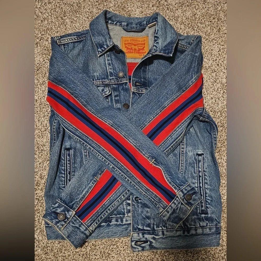 Levi’s Men’s Denim Jacket with Red and Blue Stripe Detail - Size S, NWOT